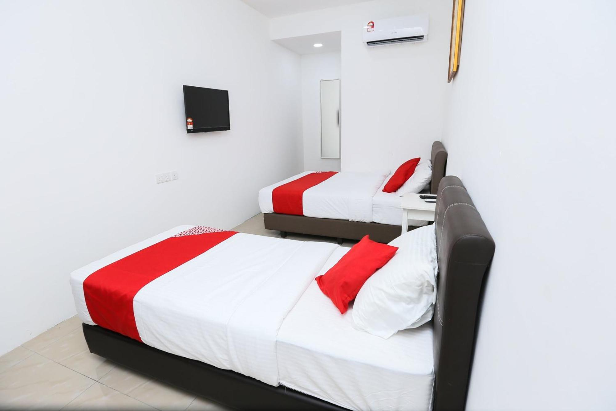 Oyo 89772 Roselyn 2* Johor Bahru